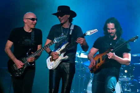 G3-Joe-Satriani-Steve-Vai-John-Petrucci