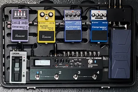 guitar-training-studio-boss-pedal-board